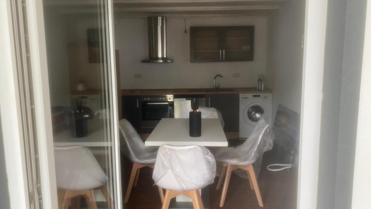 뒤스부르크 Oase Im Gruenen Hinterhof, Eg, Ruhe, Terrasse, Carport, Free Paytv, Kaffee&Tee, Fahrraeder 아파트 외부 사진