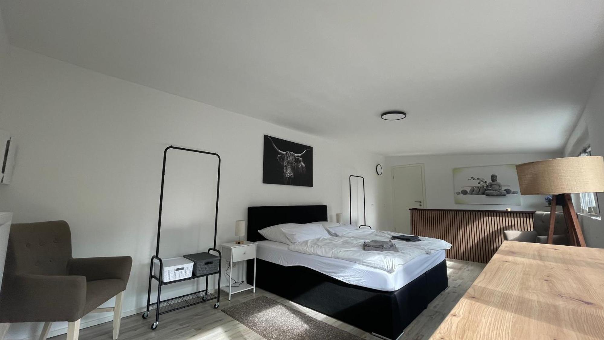 뒤스부르크 Oase Im Gruenen Hinterhof, Eg, Ruhe, Terrasse, Carport, Free Paytv, Kaffee&Tee, Fahrraeder 아파트 외부 사진